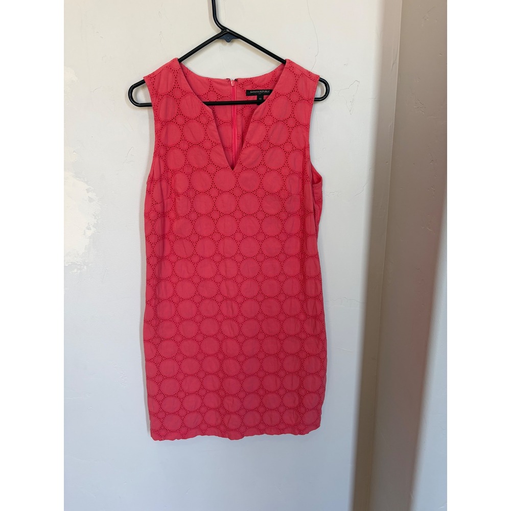 Banana Republic Pink Eyelet Sleeveless V-Neck Shift Dress Size 10 Cotton